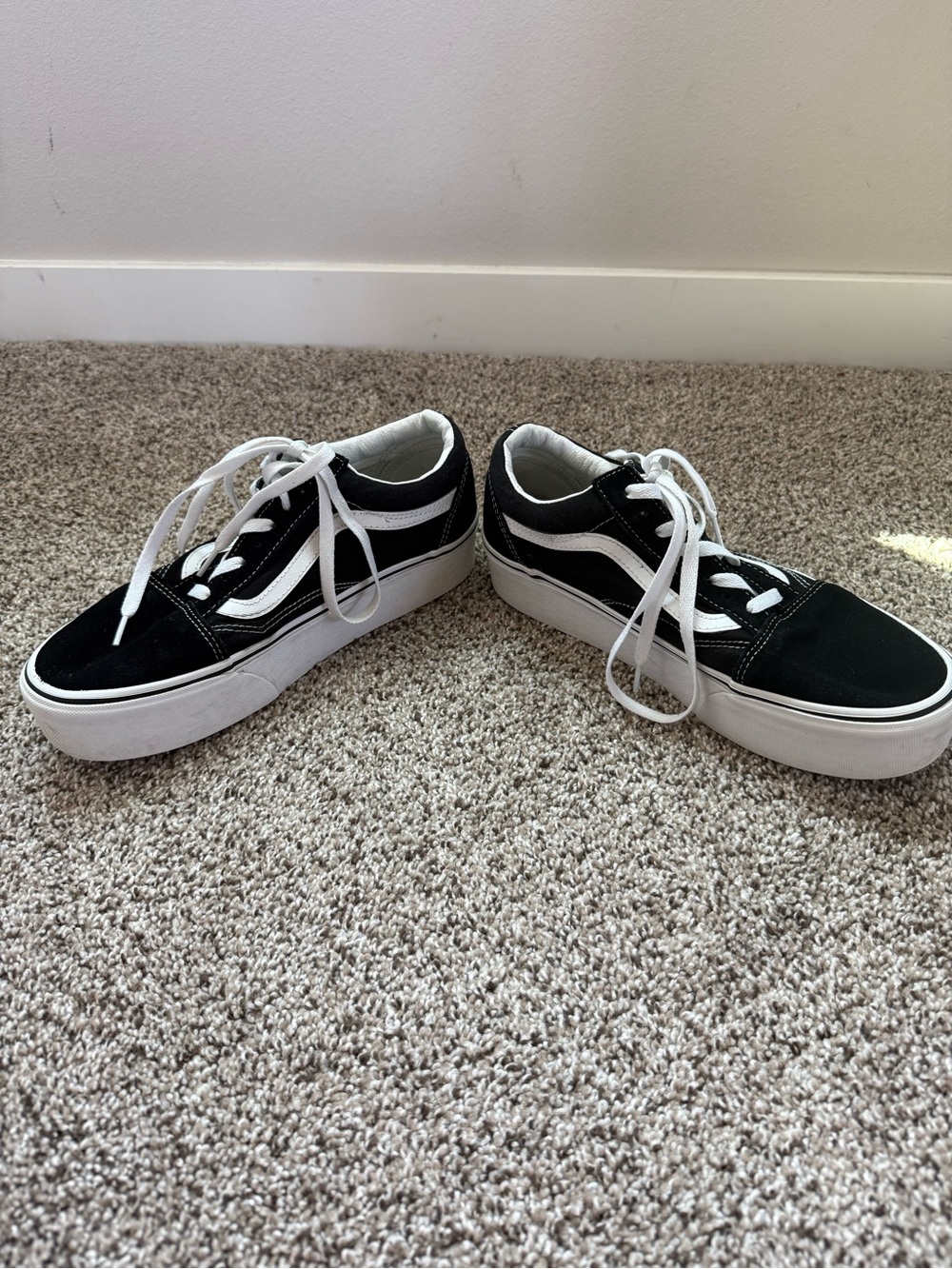 Vans Black and White Old Skool Low-Top Sneakers platform